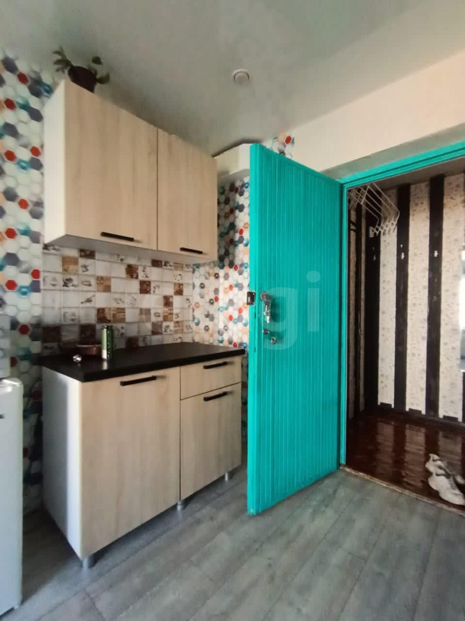 Купить комнату за 660 000 рублей на улица Мохова, 37