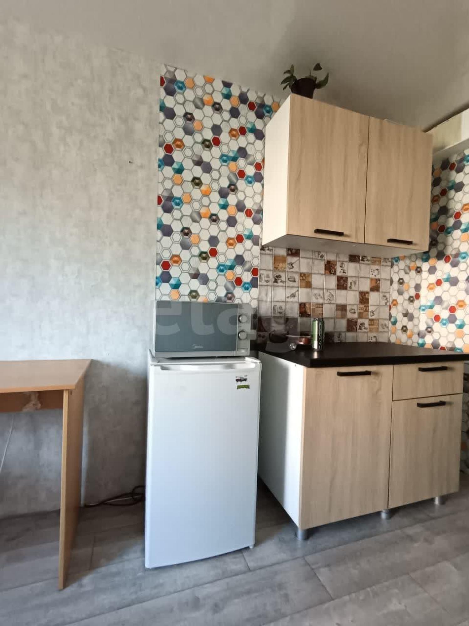 Купить комнату за 660 000 рублей на улица Мохова, 37