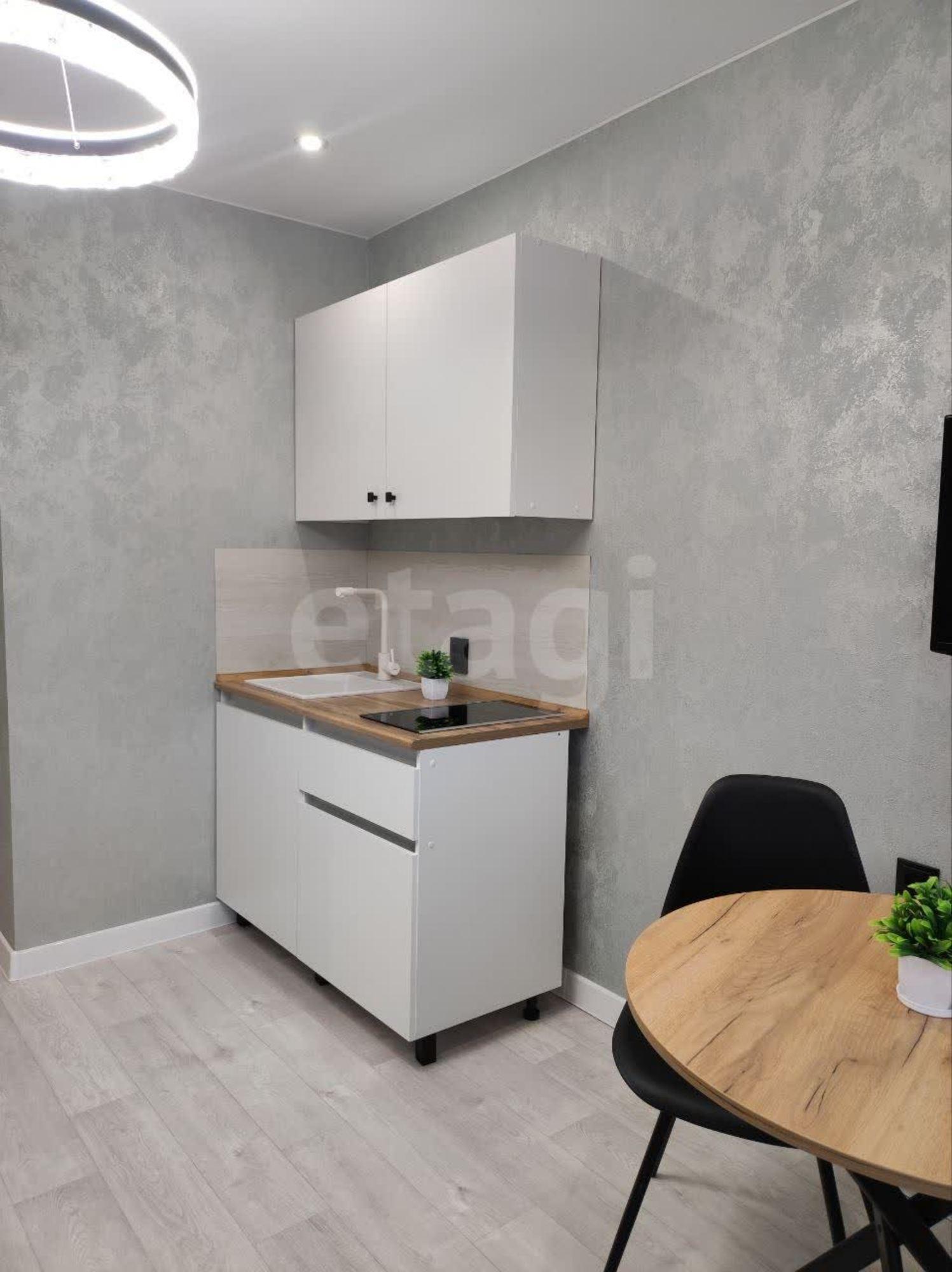 Купить студию за 1 580 000 рублей на улица Пугачёва, 73