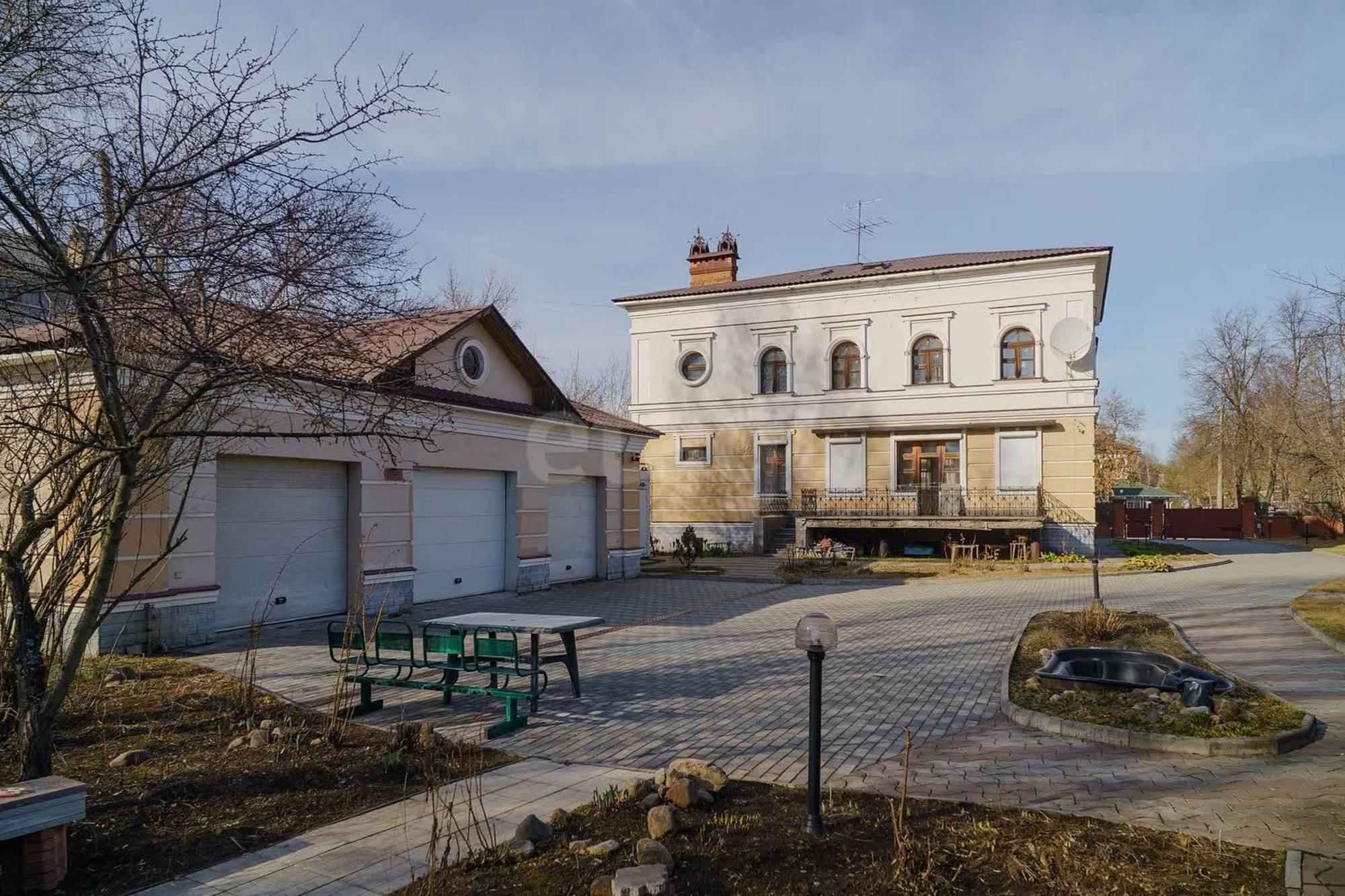 Купить дачу, дом, коттедж за 106 000 000 рублей на Благовещенская улица, 59