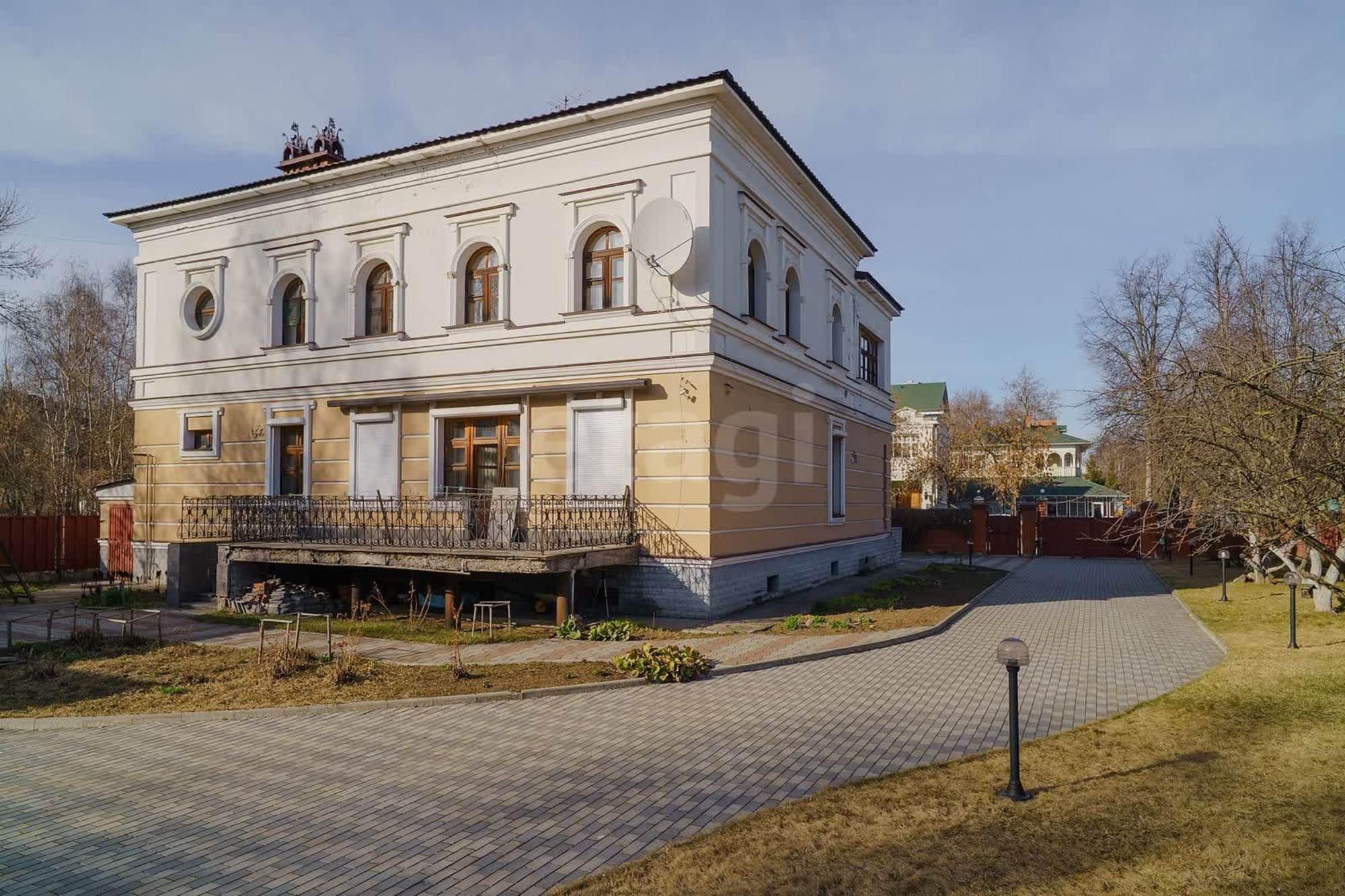 Купить дачу, дом, коттедж за 106 000 000 рублей на Благовещенская улица, 59