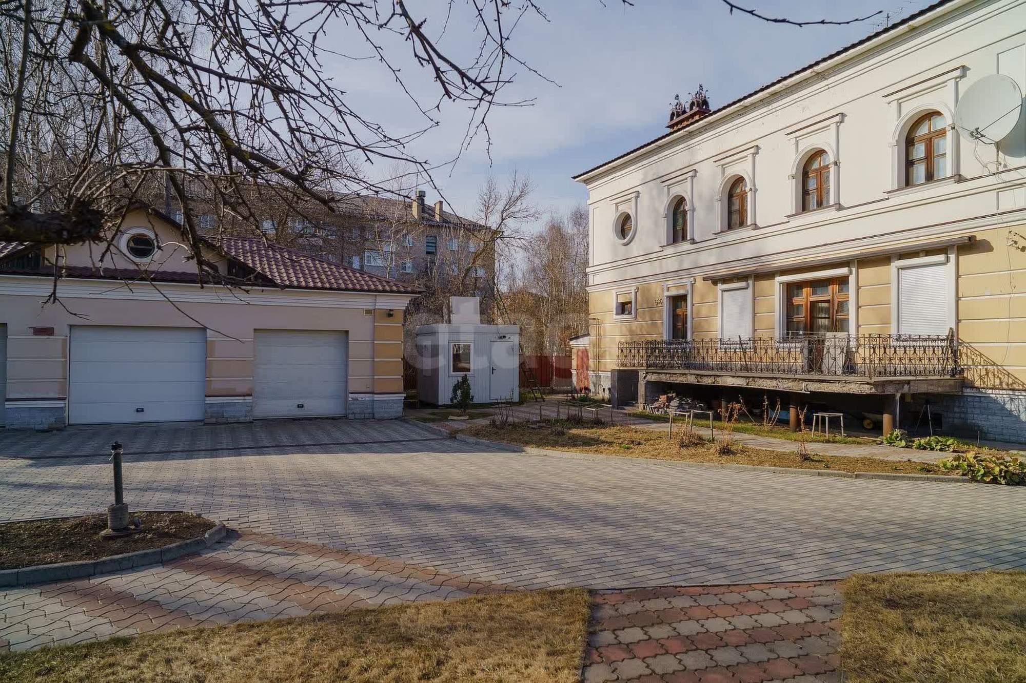 Купить дачу, дом, коттедж за 106 000 000 рублей на Благовещенская улица, 59