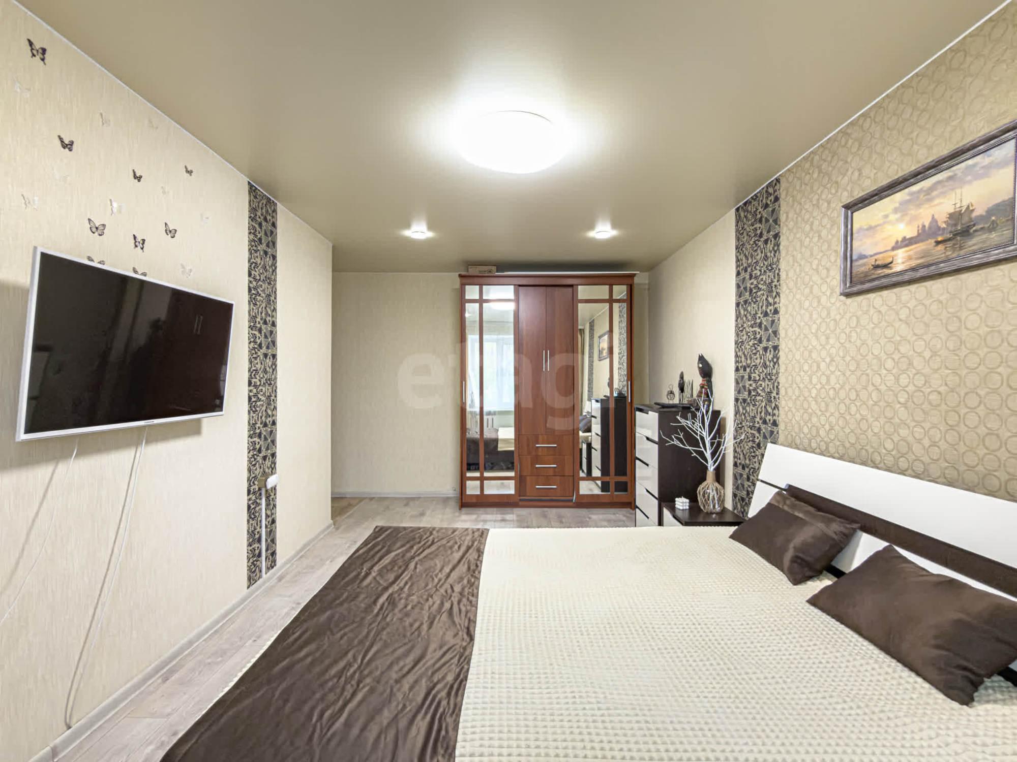 Купить квартиру за 5 500 000 рублей на Медуницинская улица, 21а