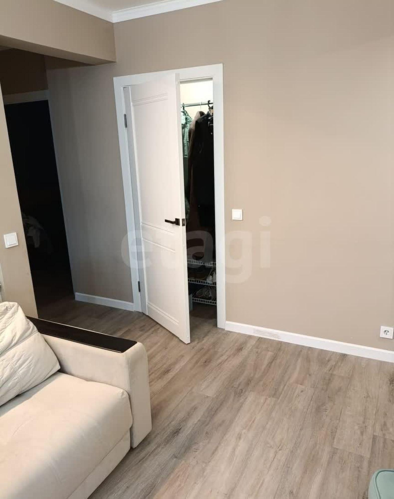 Купить квартиру за 5 100 000 рублей на Козлёнская улица, 105