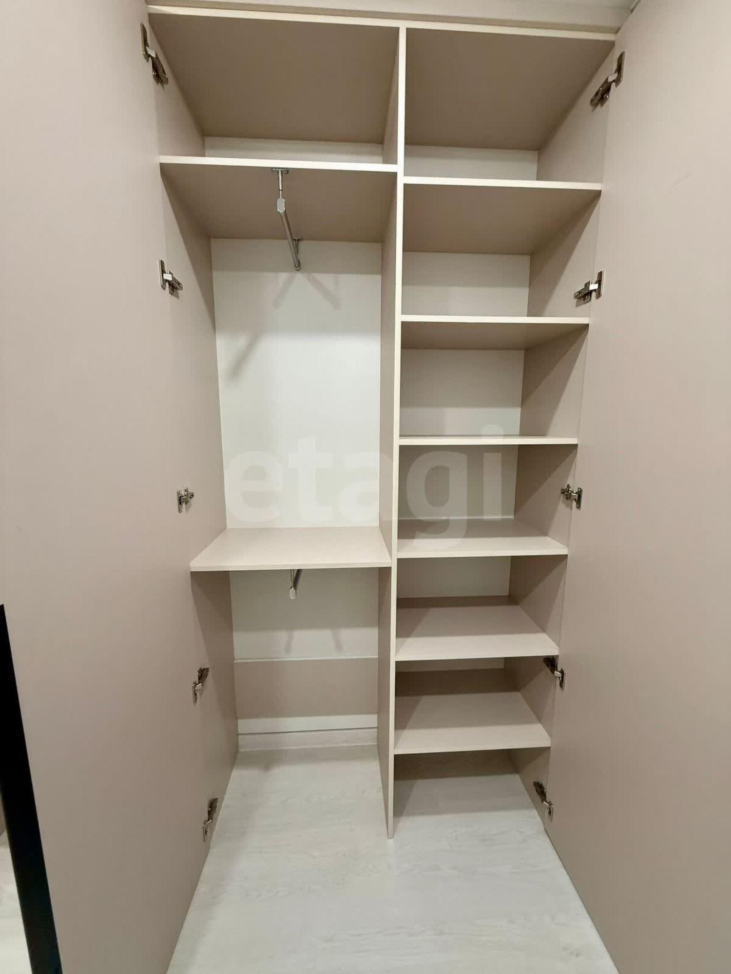 Купить квартиру за 6 250 000 рублей на Осановский проезд, 33