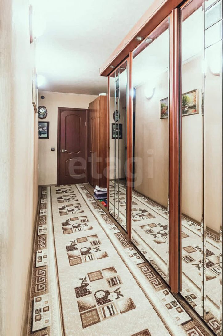 3-комн квартира улица Маршала Конева, 2