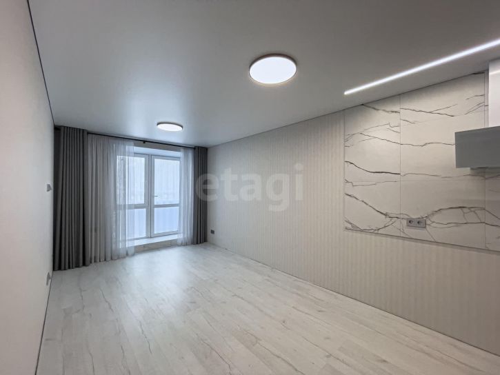 2-комн квартира Ленинградская улица, 108