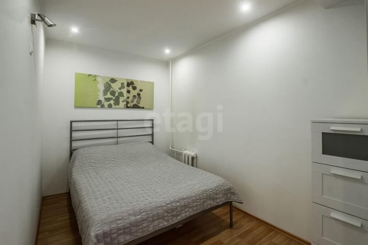 2-комн квартира Ленинградская улица, 136