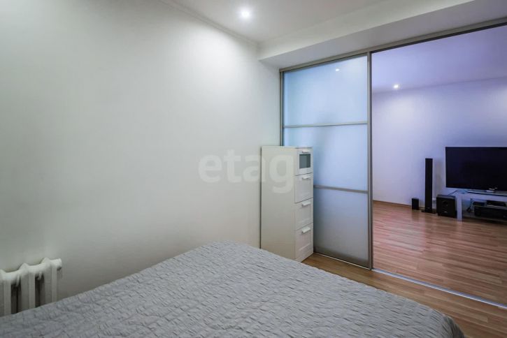 2-комн квартира Ленинградская улица, 136