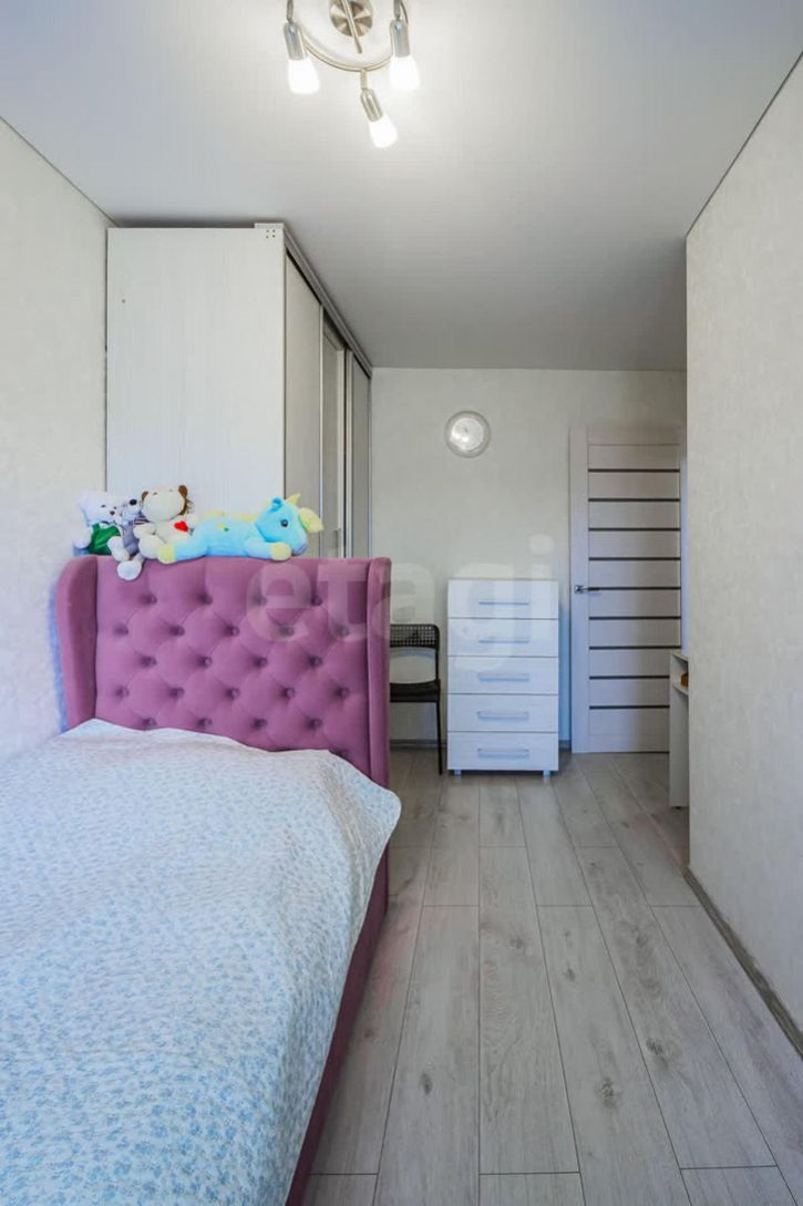 4-комн квартира Долгий переулок, 8