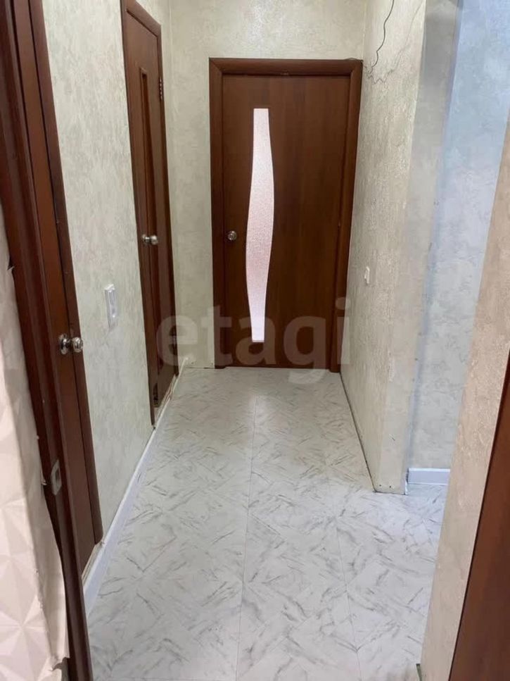 3-комн квартира улица Возрождения, 72