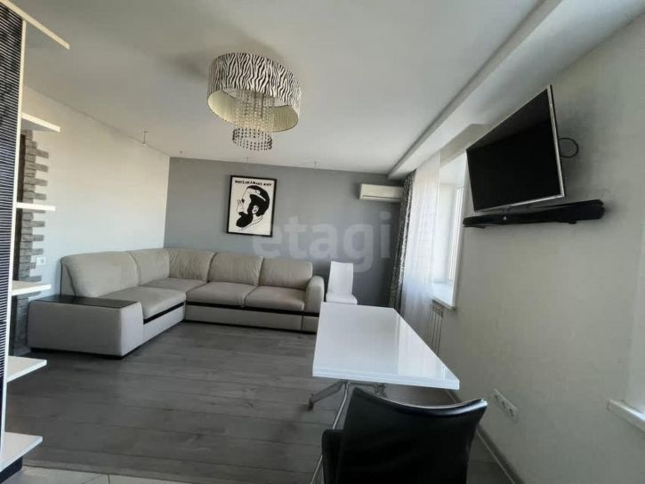 2-комн квартира Дальняя улица, 32