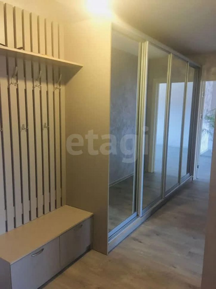 2-комн квартира улица Бурмагиных, 34а