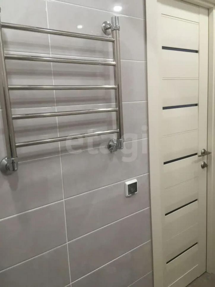 2-комн квартира улица Бурмагиных, 34а