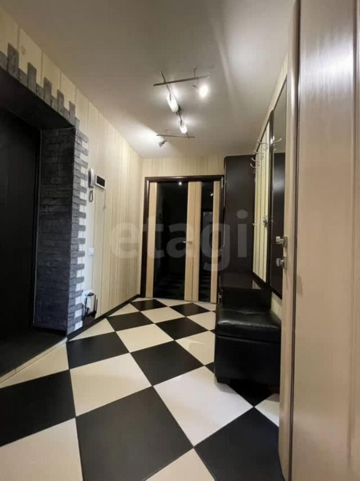 2-комн квартира Дальняя улица, 32