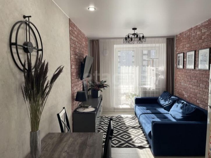 3-комн квартира улица Возрождения, 51