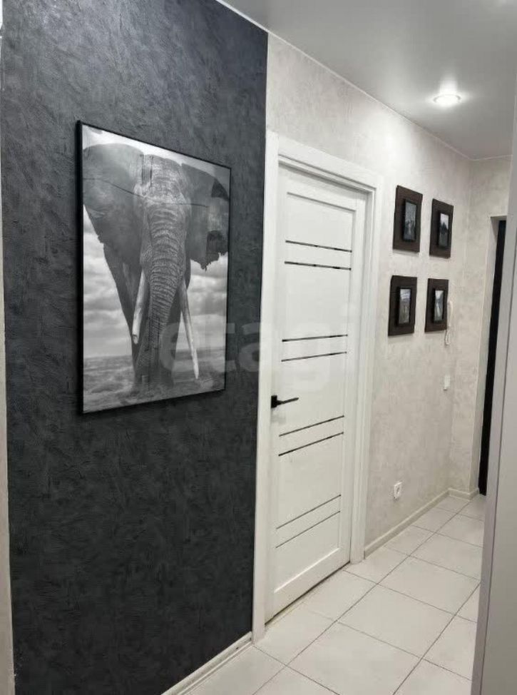 3-комн квартира улица Возрождения, 51