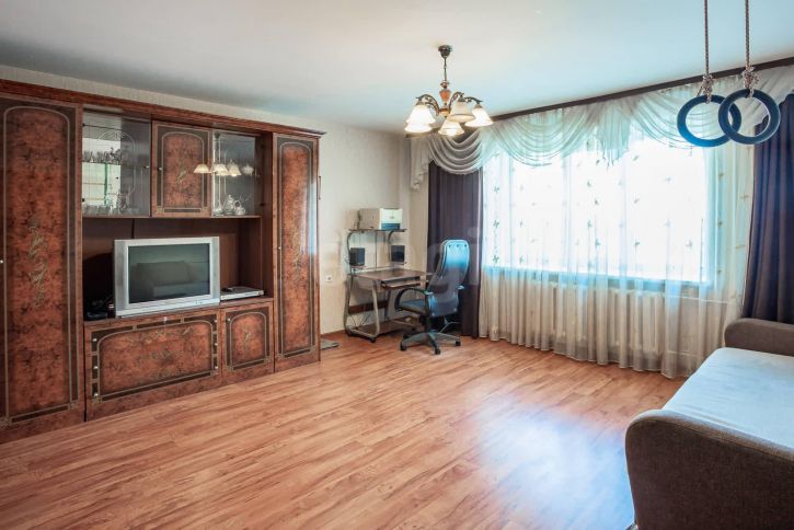 2-комн квартира улица Чернышевского, 118в