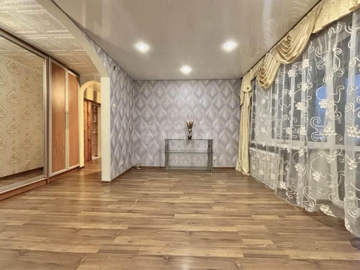 3-комн квартира Псковская улица, 16