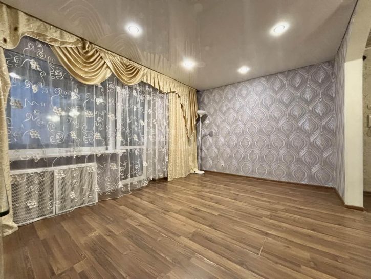 3-комн квартира Псковская улица, 16