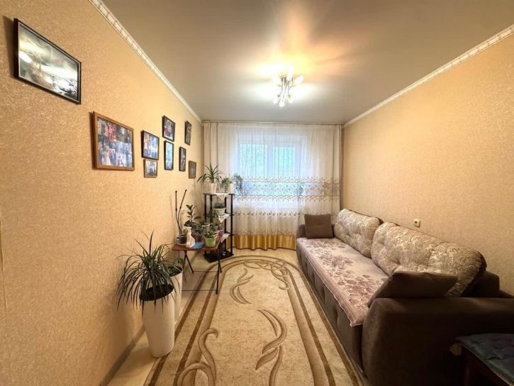 3-комн квартира Ленинградская улица, 107