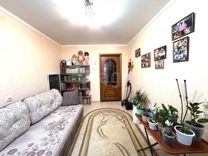 3-комн квартира Ленинградская улица, 107