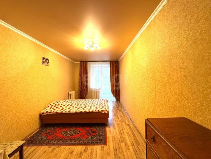 3-комн квартира Ленинградская улица, 107