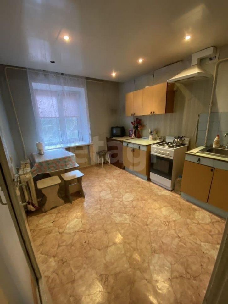 2-комн квартира улица Южакова, 13