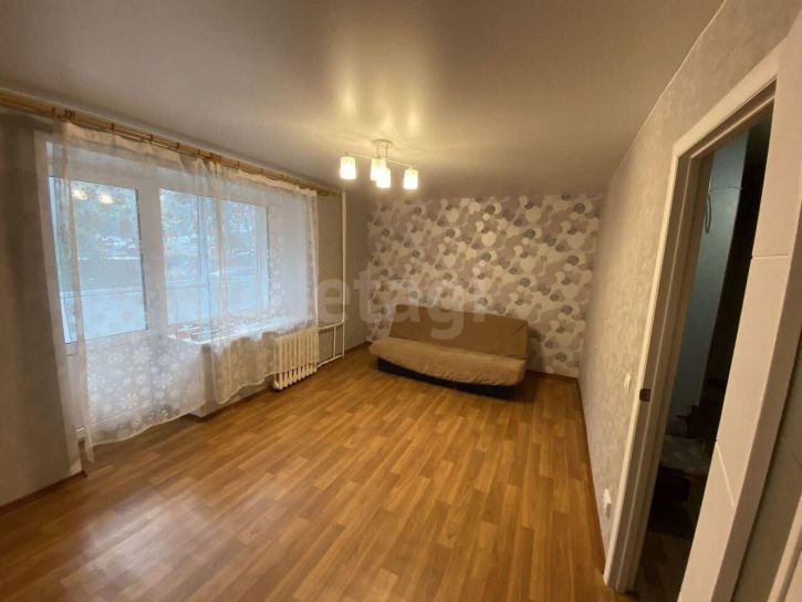 2-комн квартира улица Южакова, 13