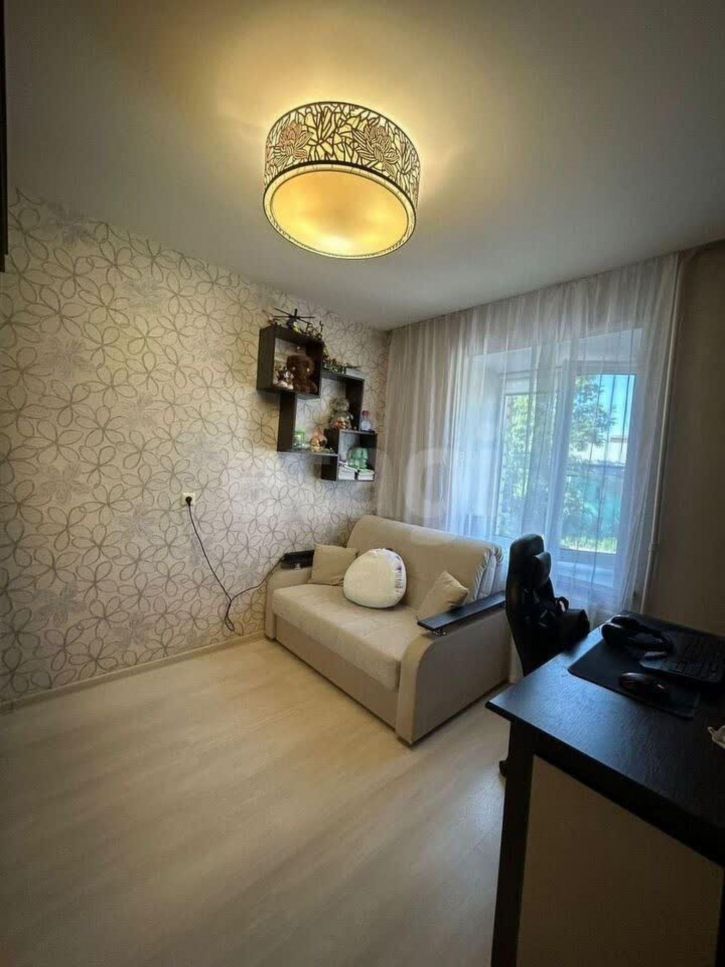 3-комн квартира Ленинградская улица, 48