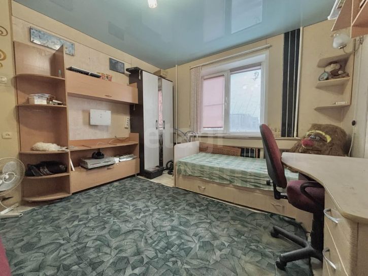 2-комн квартира улица Возрождения, 72