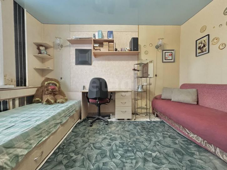 2-комн квартира улица Возрождения, 72