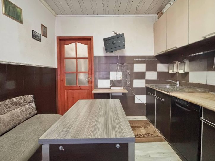 2-комн квартира улица Возрождения, 72