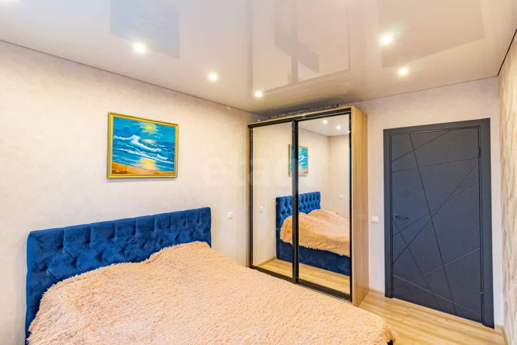 2-комн квартира улица Космонавта Беляева, 32к1