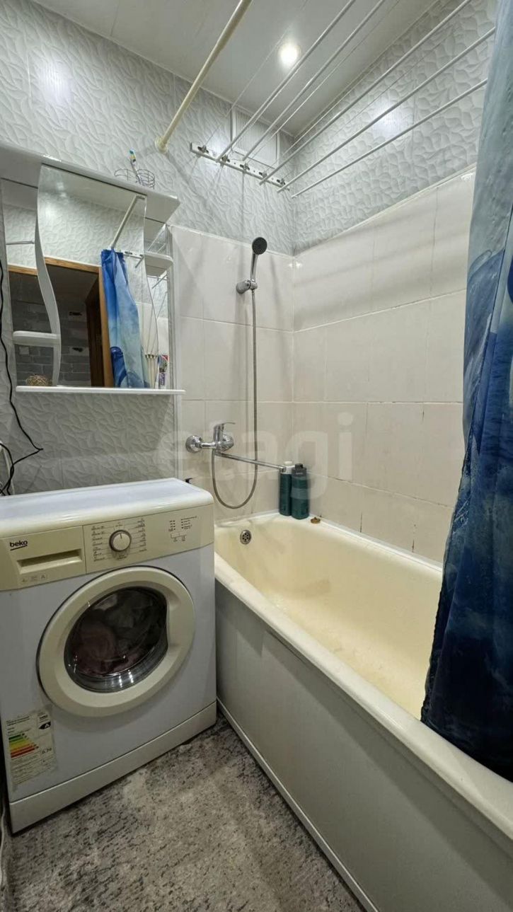 3-комн квартира Новгородская улица, 1а