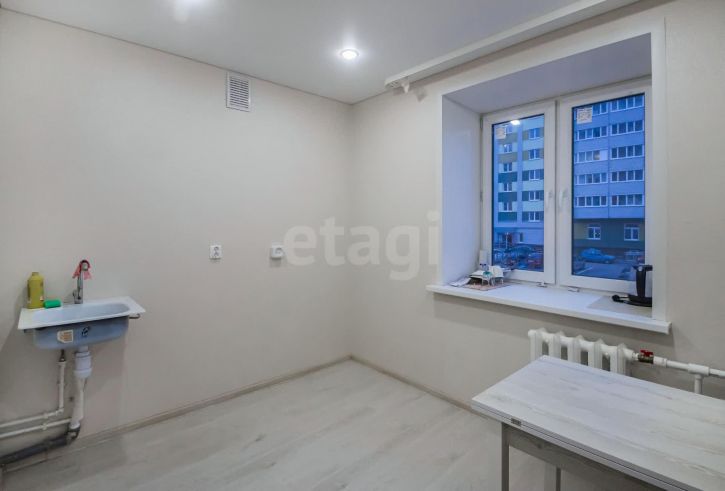 1-комн квартира улица Лётчика Каберова, 7