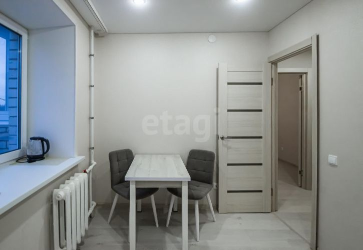 1-комн квартира улица Лётчика Каберова, 7