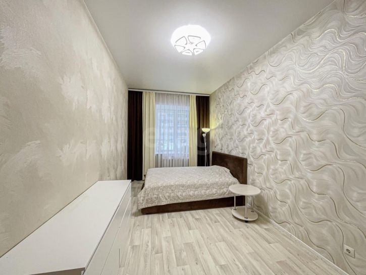 2-комн квартира улица Гагарина, 80в