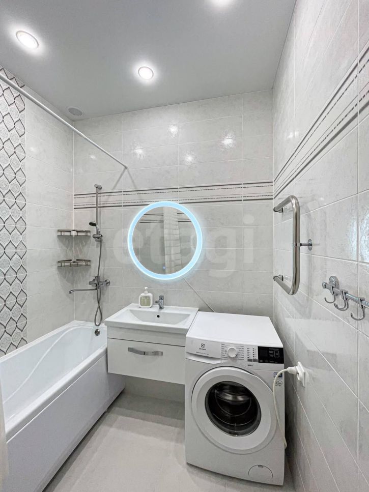 2-комн квартира улица Гагарина, 80в