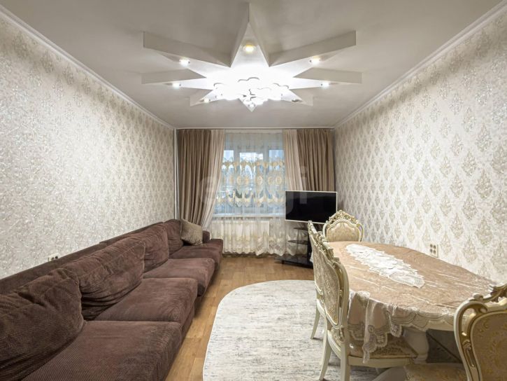 3-комн квартира Ленинградская улица, 95