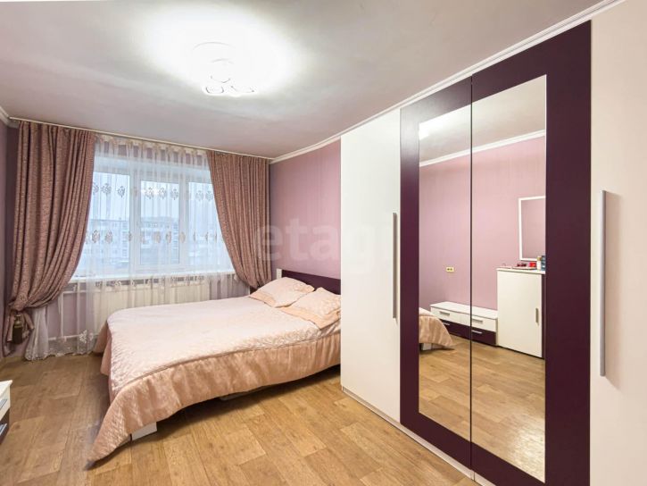 3-комн квартира Ленинградская улица, 95