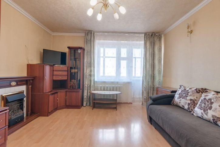 4-комн квартира улица Мохова, 23а