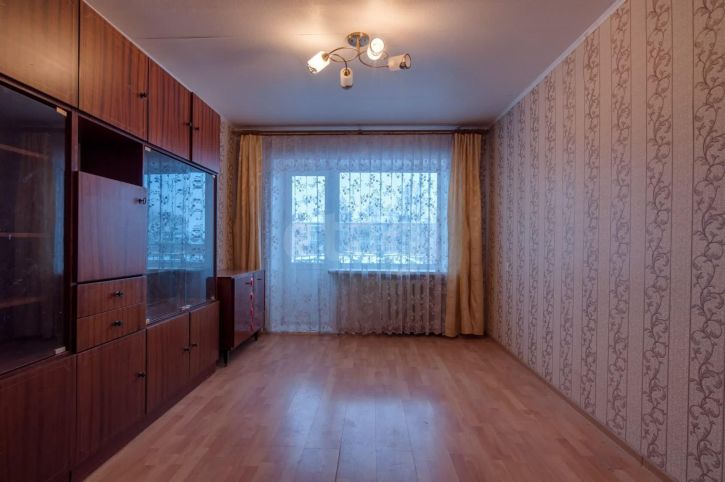 2-комн квартира улица Михаила Поповича, 18а