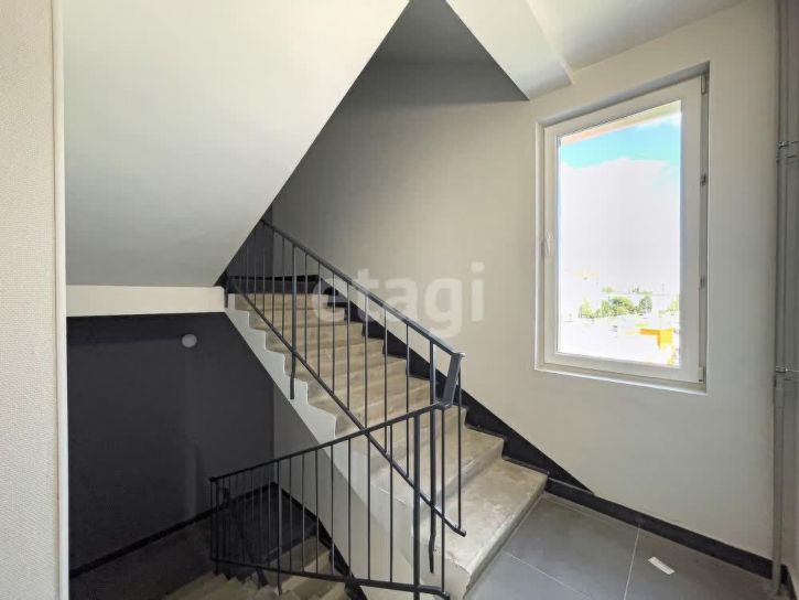 2-комн квартира улица Возрождения, 35