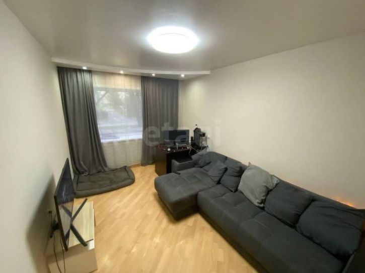 2-комн квартира улица Пирогова, 47