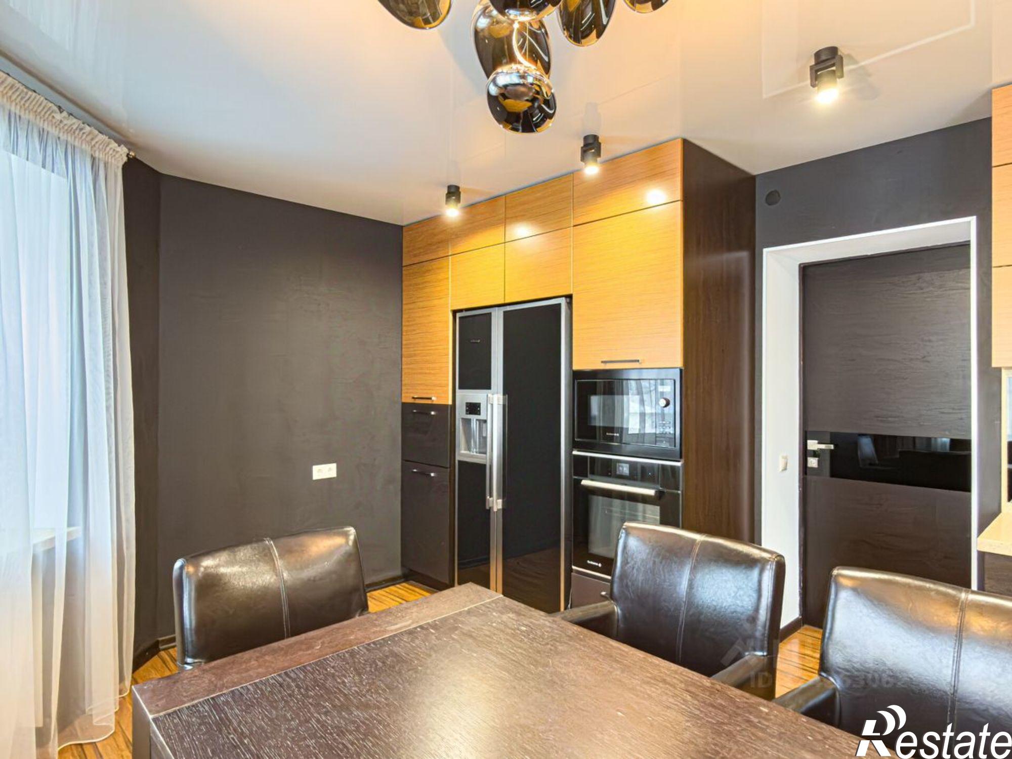 Купить квартиру за 10 800 000 рублей на Пригородная улица, 8В