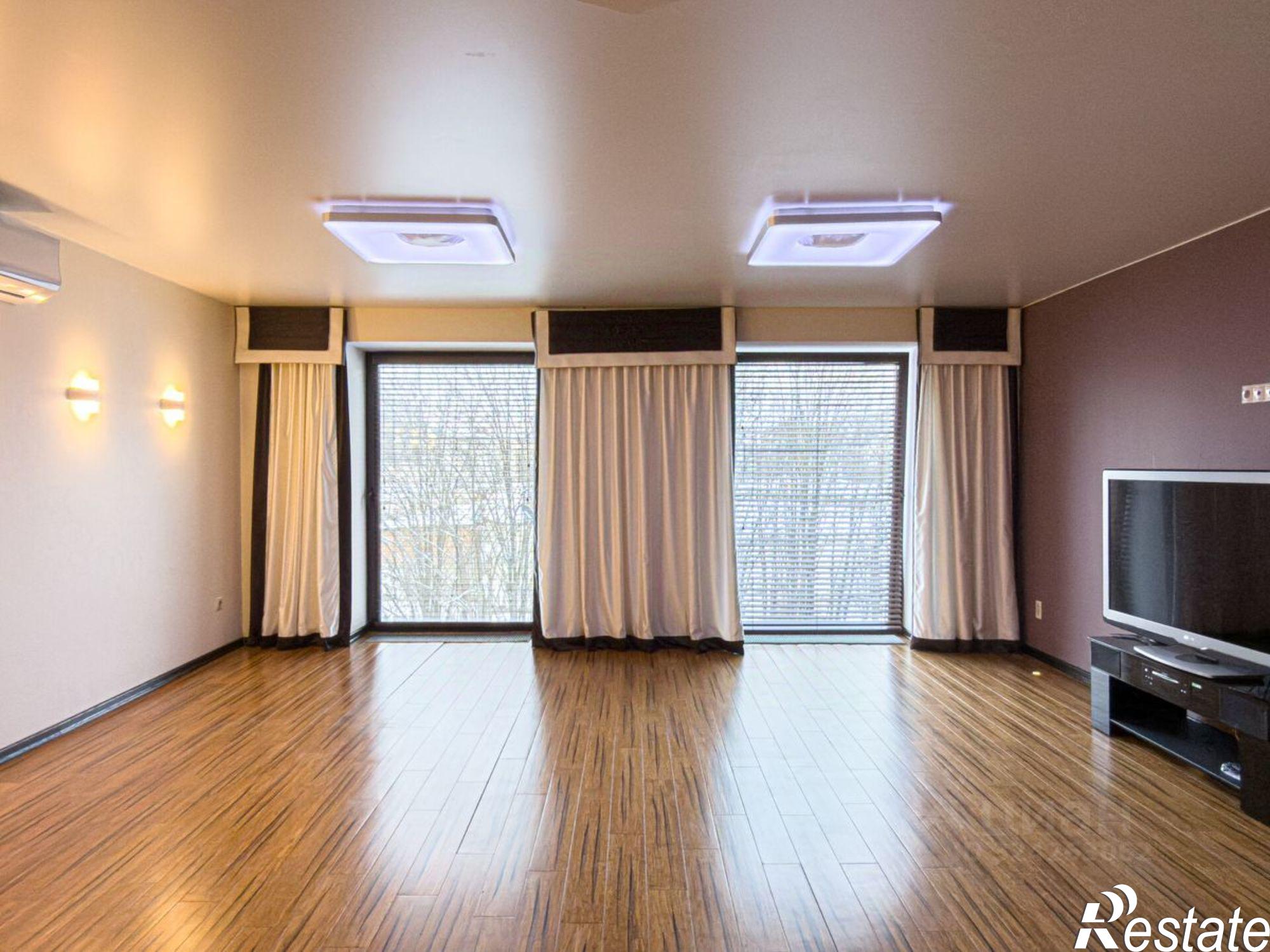 Купить квартиру за 10 800 000 рублей на Пригородная улица, 8В