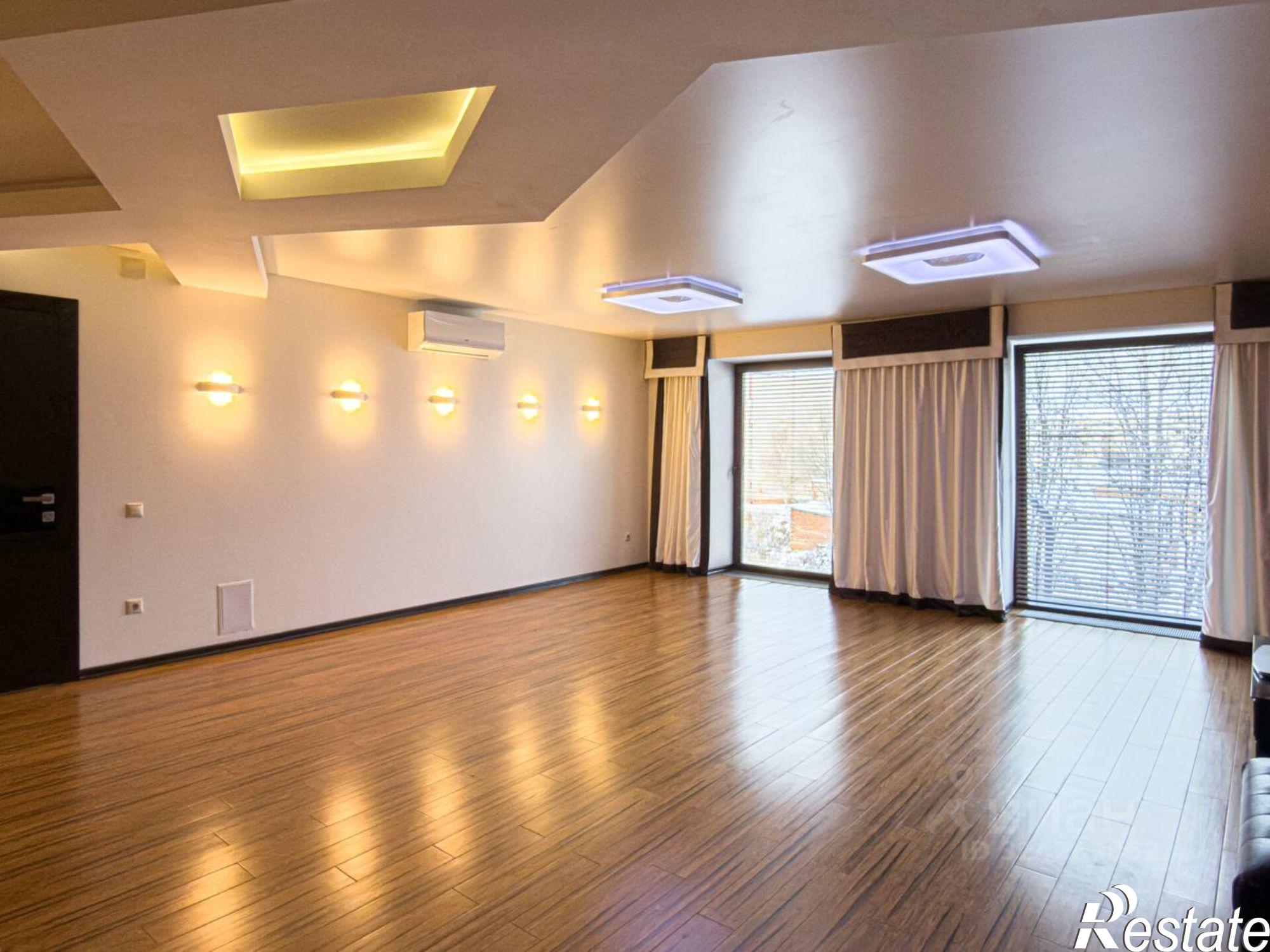 Купить квартиру за 10 800 000 рублей на Пригородная улица, 8В