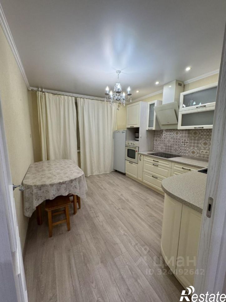 1-комн квартира Новгородская улица, 8,  д. 8