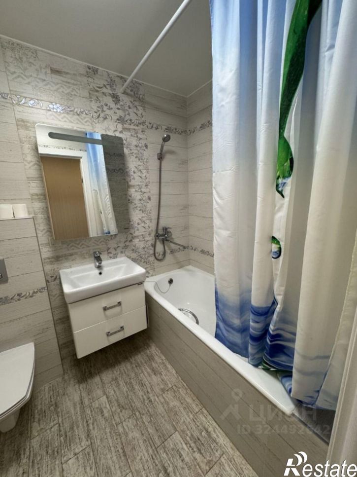 1-комн квартира Новгородская улица, 8,  д. 8